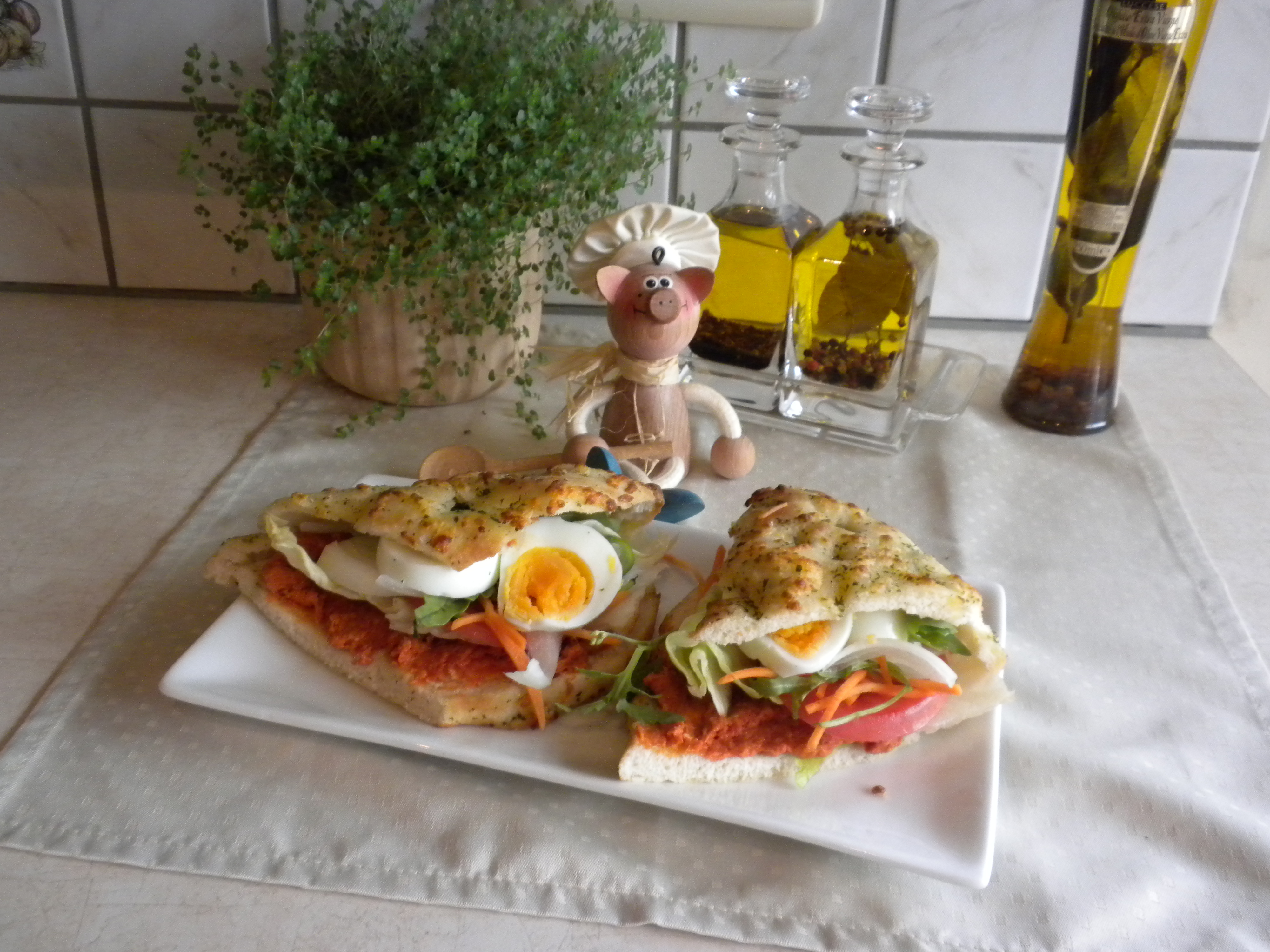 Foccacia met pikante filet americain