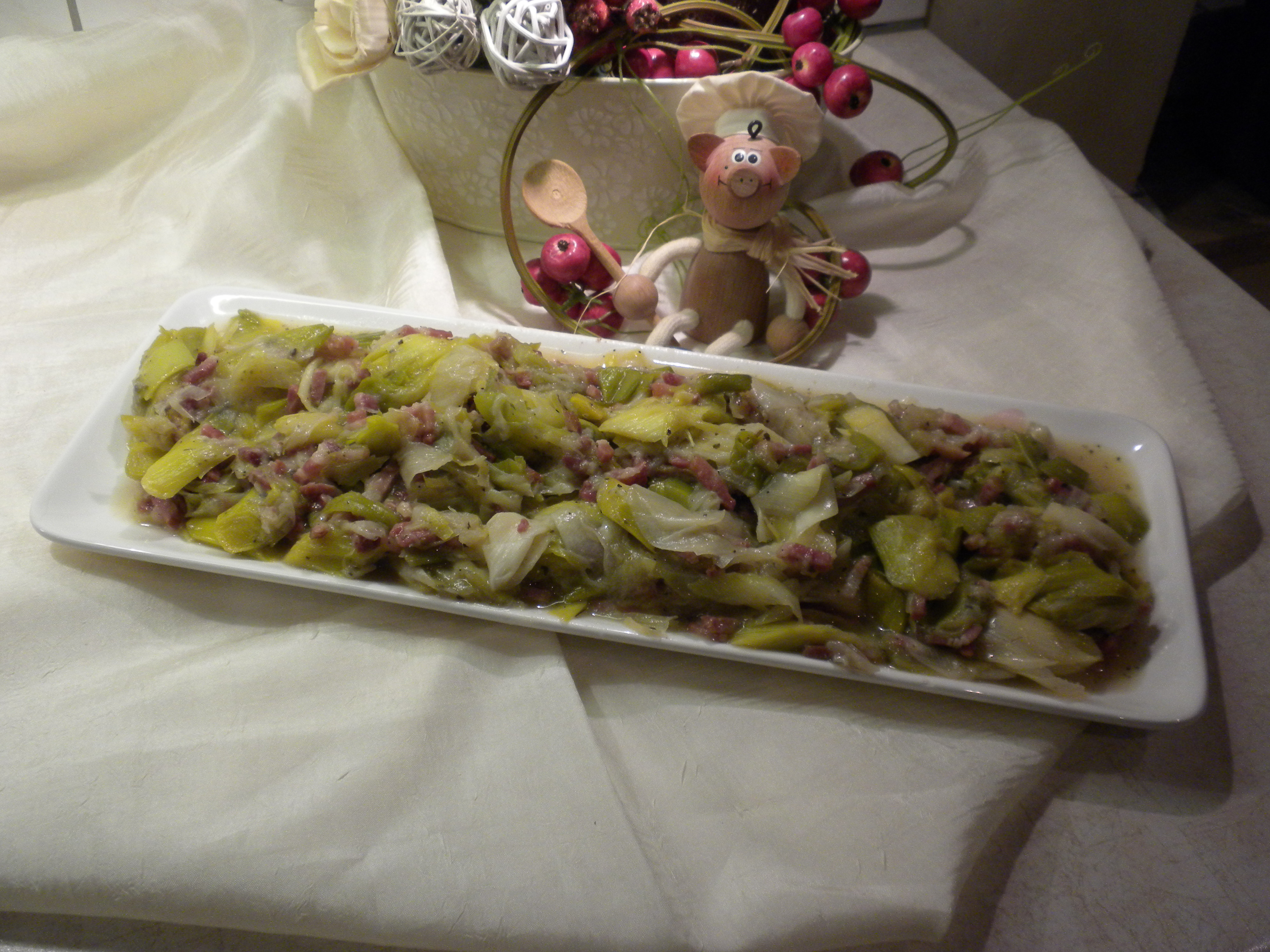 Prei met gerookte spekblokjes