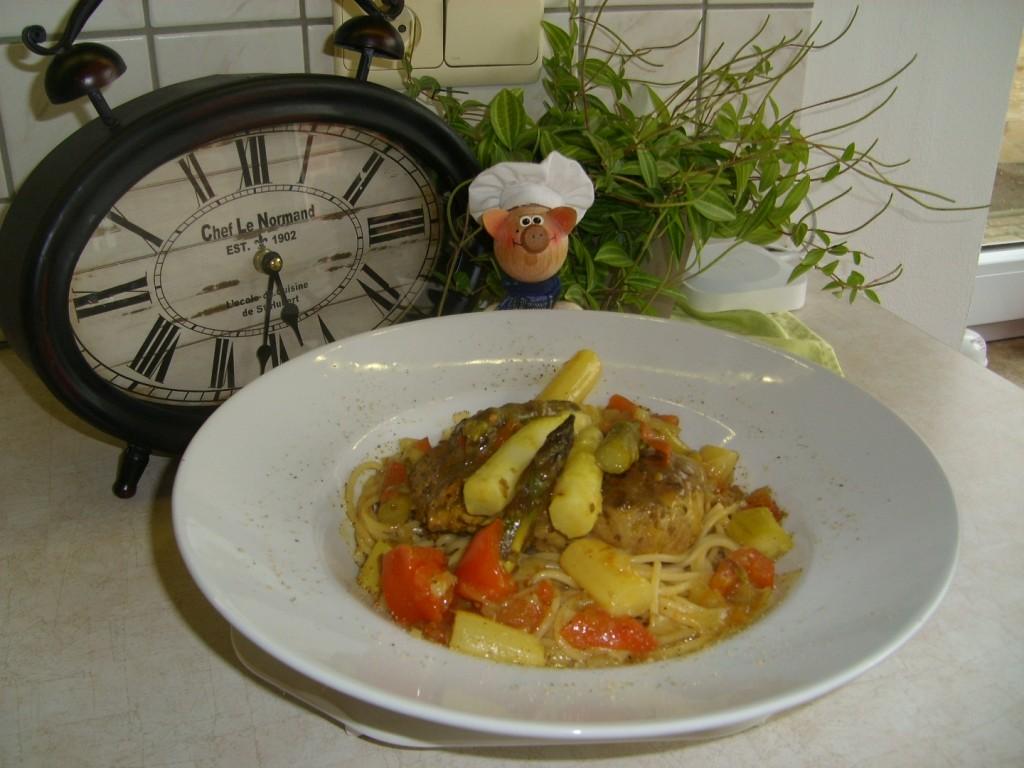 Dagschotel: pasta met een duo van asperges en steak