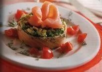 Avocadotaartje met gerookte zalm