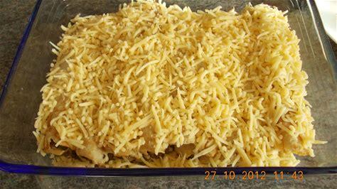 Pittige Mexicaanse met kipfilet gevulde pannenkoeken