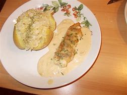 Gebakken zeewolffilet met witte wijnsaus