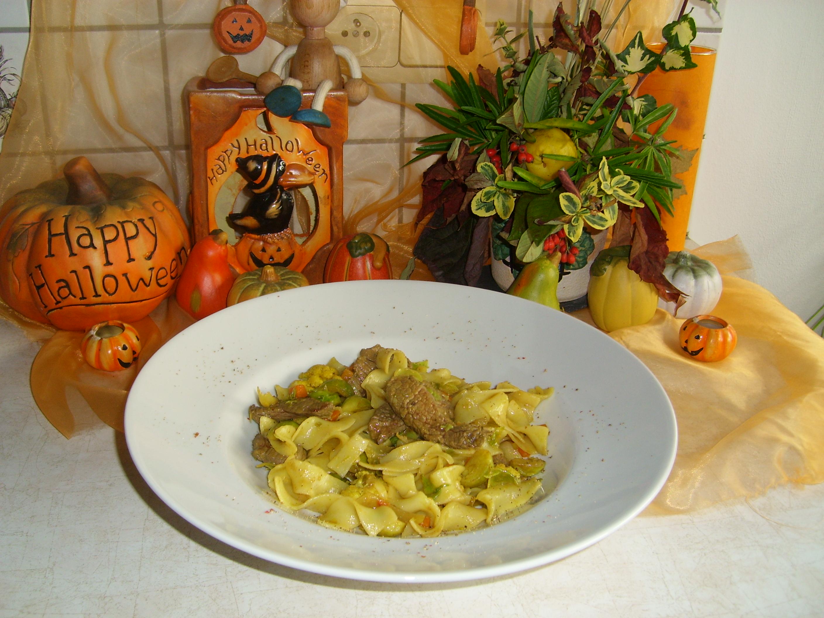 Dagschotel: pasta met hindereepjes en groenten