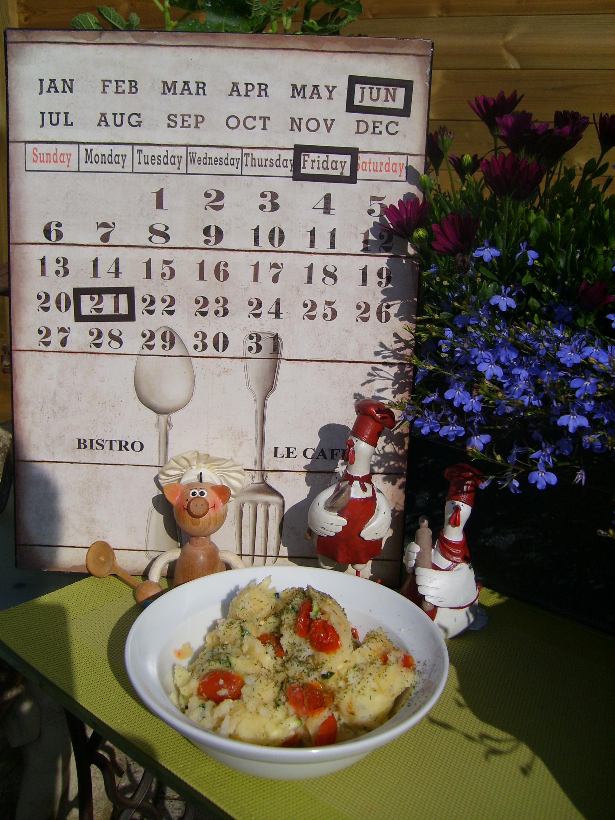 Aardappelpuree op zijn zomers voor bij een visgerecht