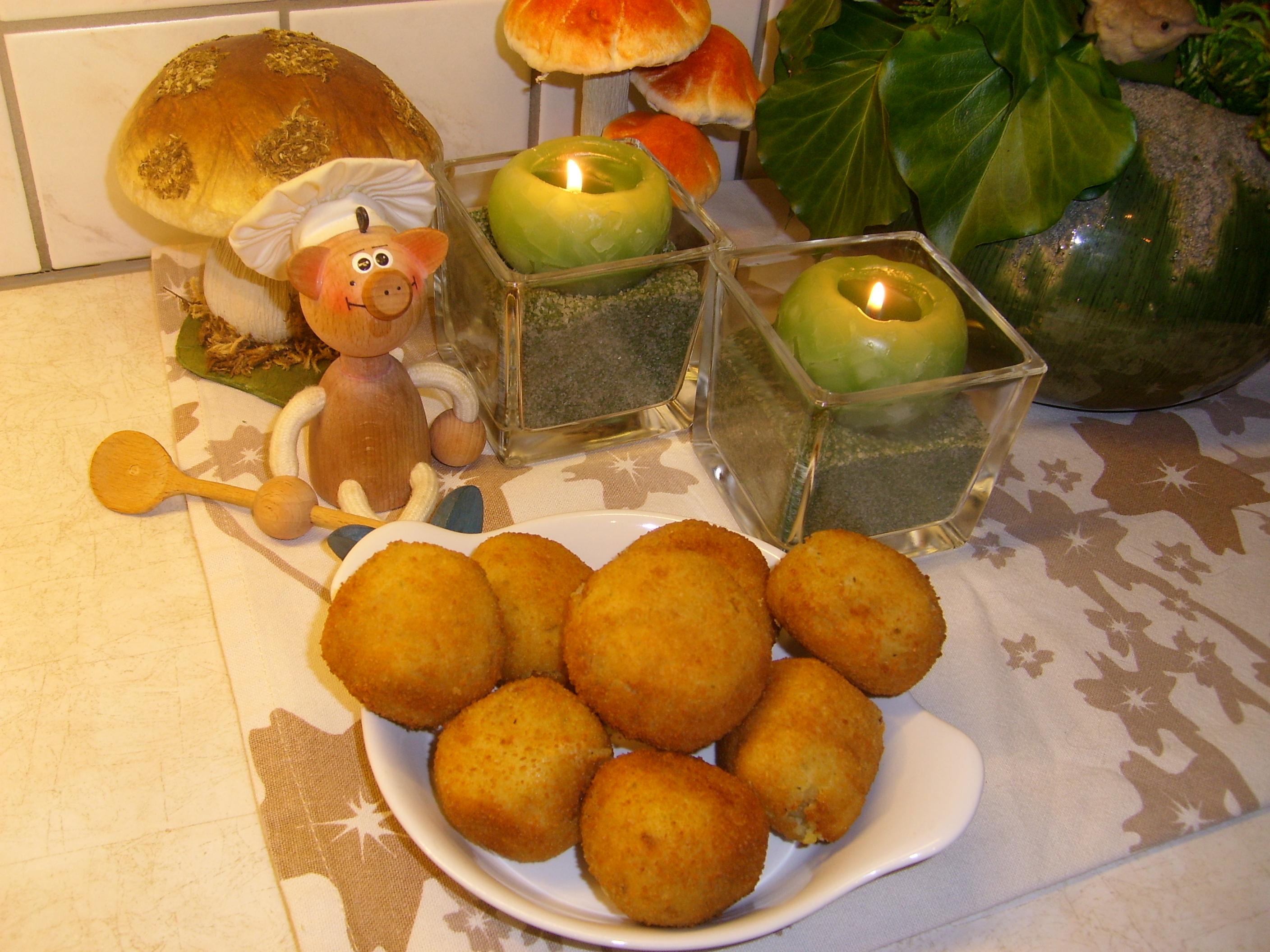 Aardappelbolletjes met witloof en rode ajuin