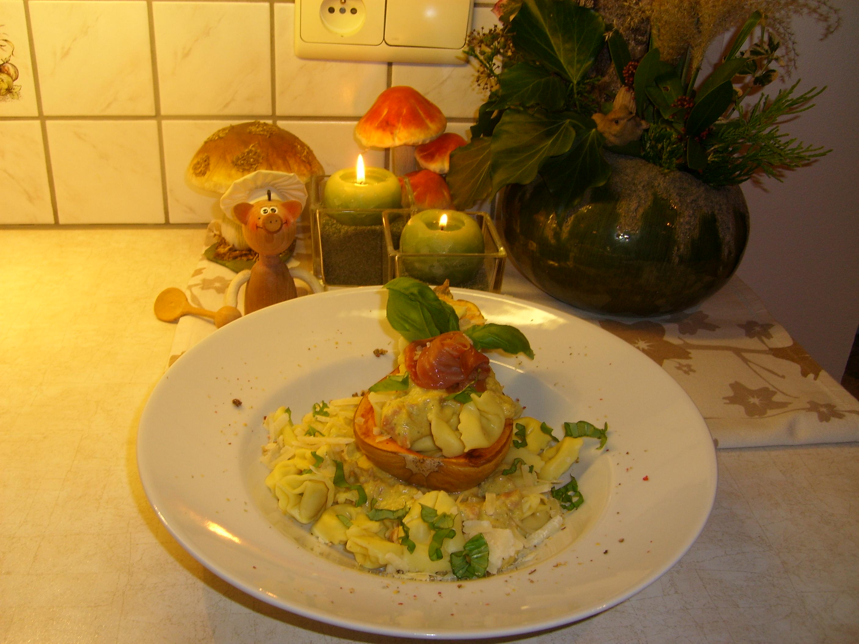 Tortellini-bordje met gevulde butternut