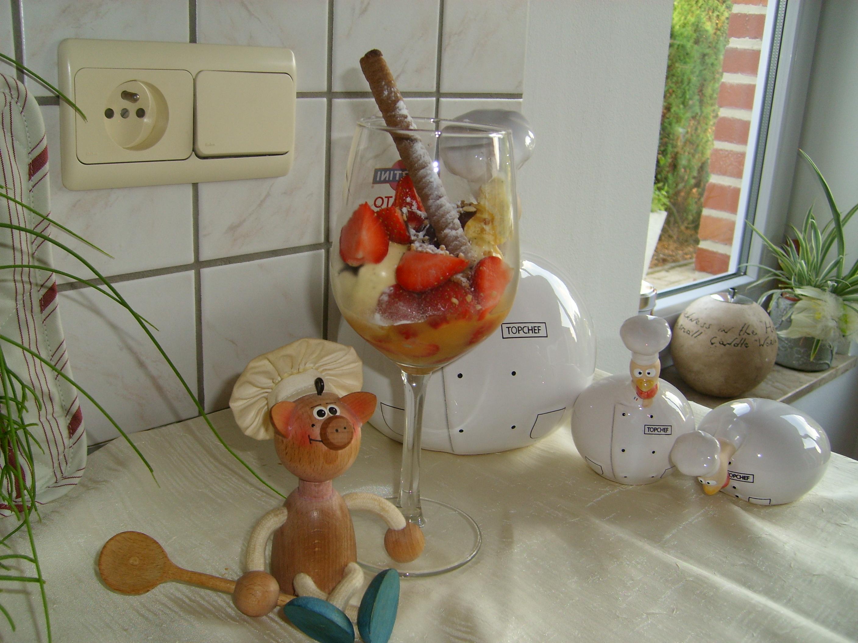 Dessert: ijsje aardbei met een verrassend sausje