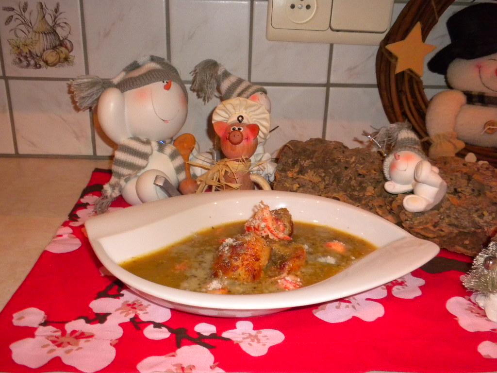 Soep met vis en rivierkreeftjes