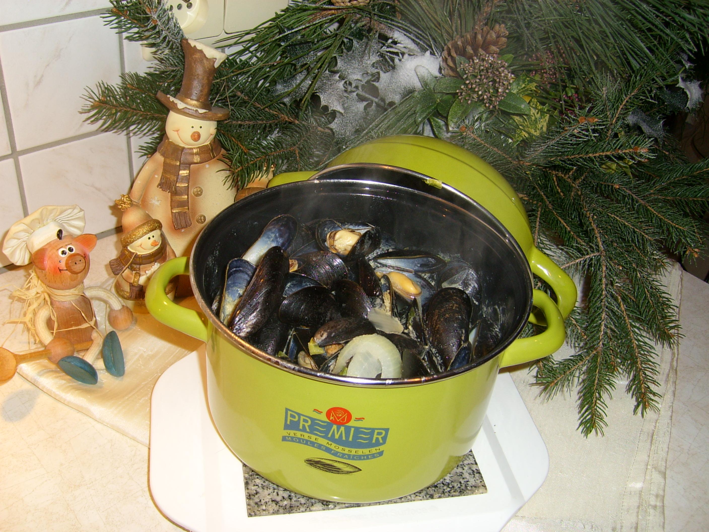 Mosselen met een lepeltje mosterd 