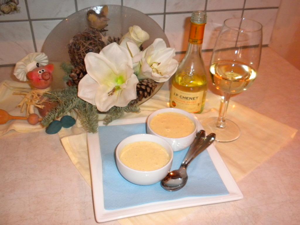 Saus : mosselsausje met een kruidig tintje 