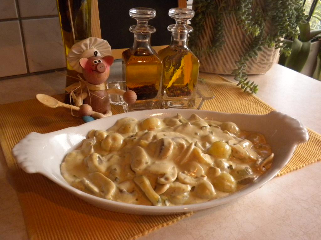 Champignons, goudajuin met curry