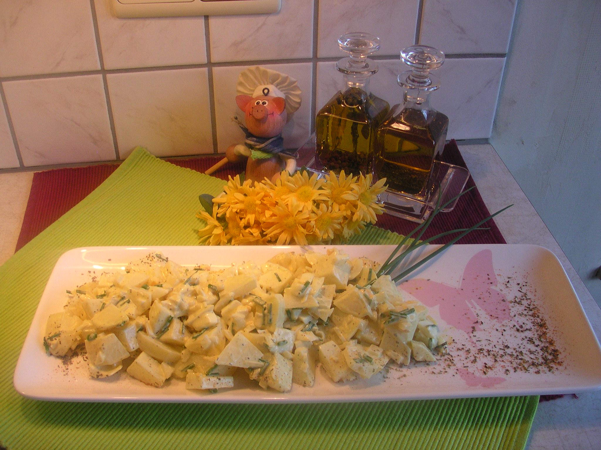 Aardappelsla met bieslook en citroenpeper