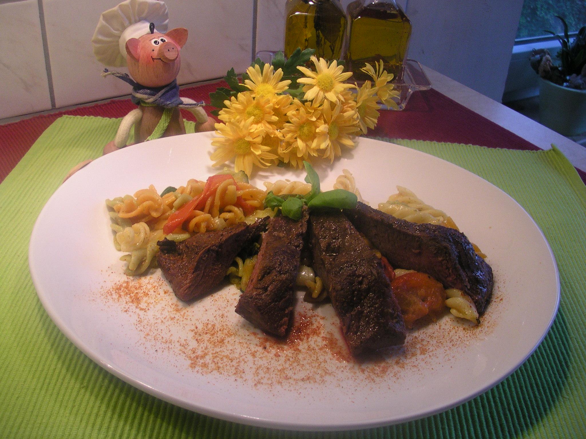 Struisvogel met pasta