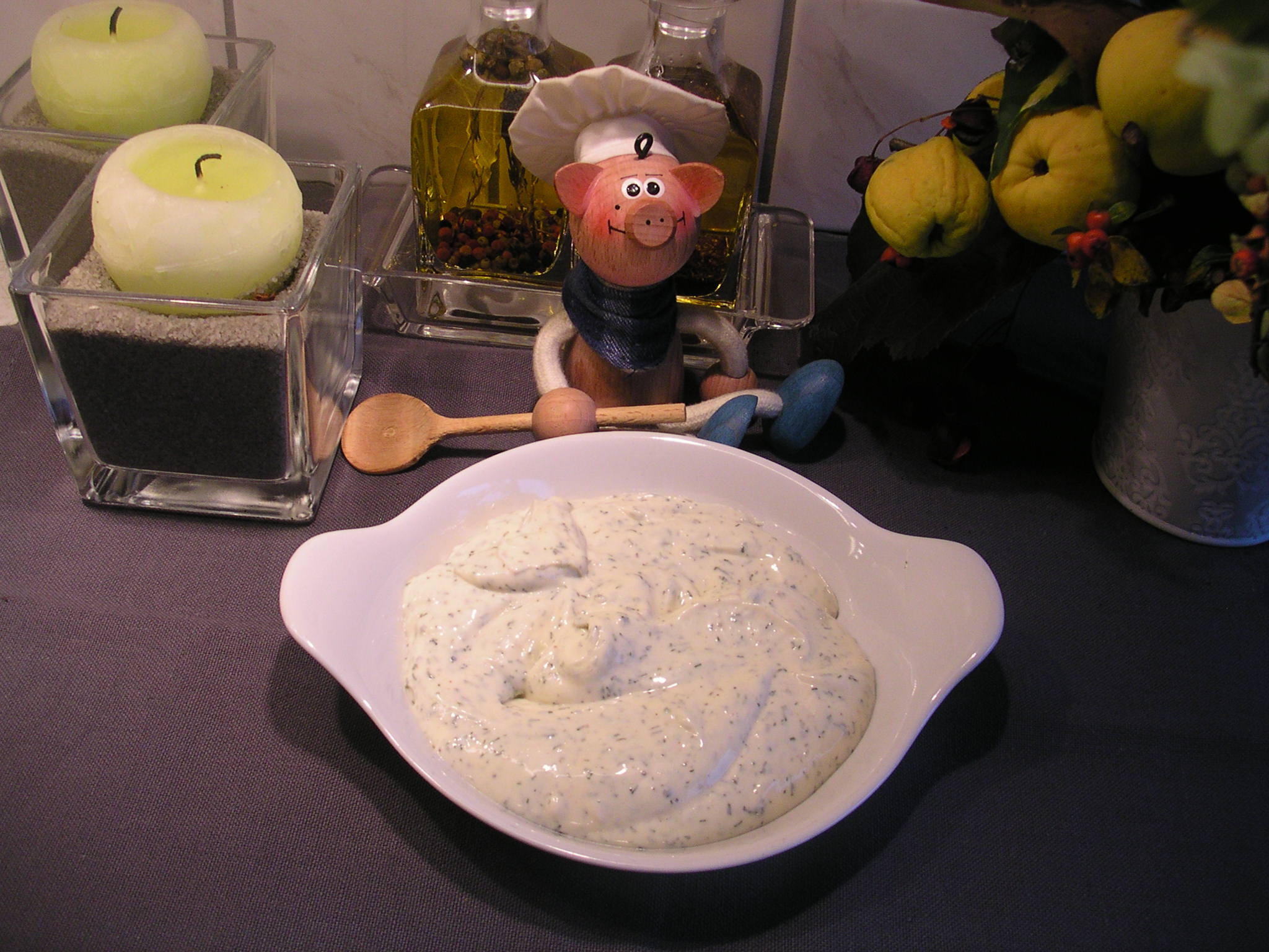 Saus : truffel creme met  dille en mayonaise