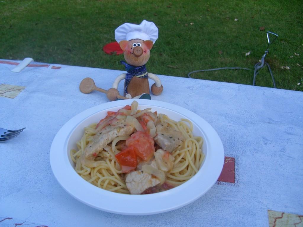 Vakantie dagschotel: spaghetti met varkensreepjes venkel en tomaat