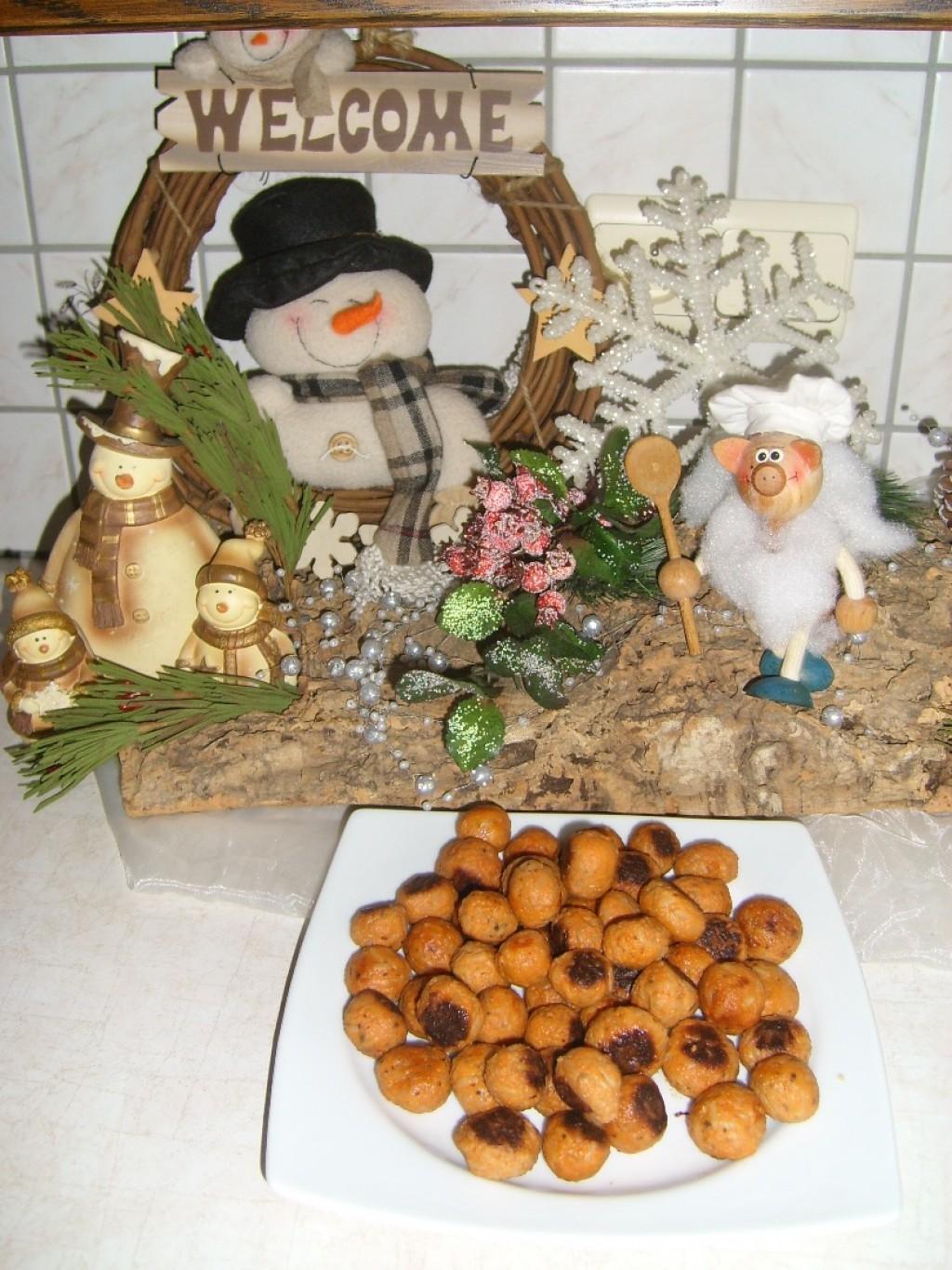 Kippengehakt balletjes voor onze dierbare viervoeters