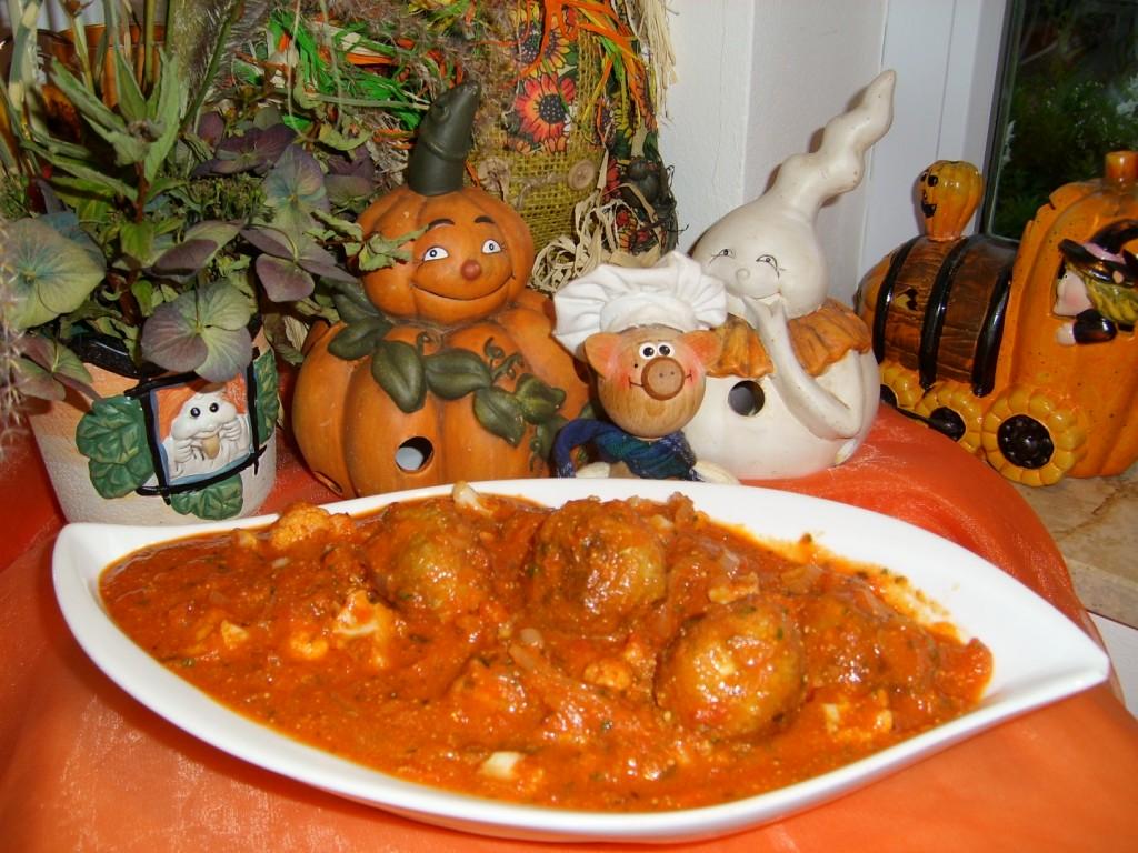 Vleesballetjes in een sausje met verrassingen