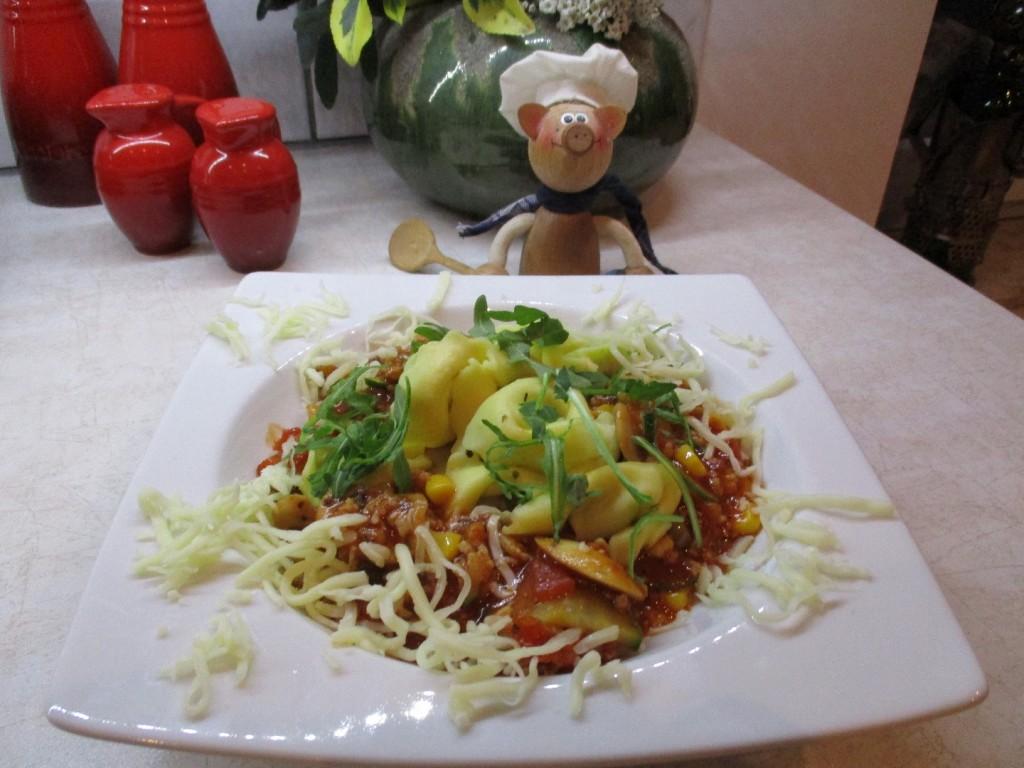 Pasta: tortellini in een pittig sausje