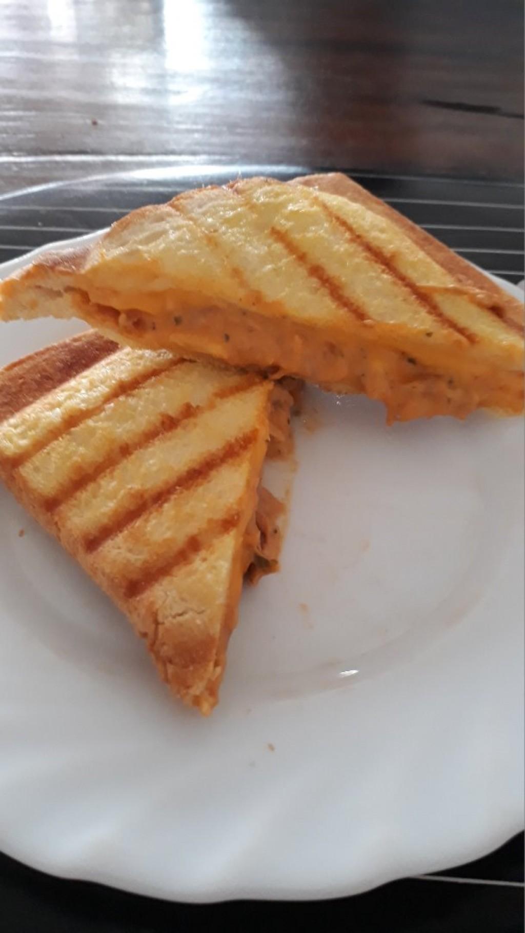 Tonijntostie