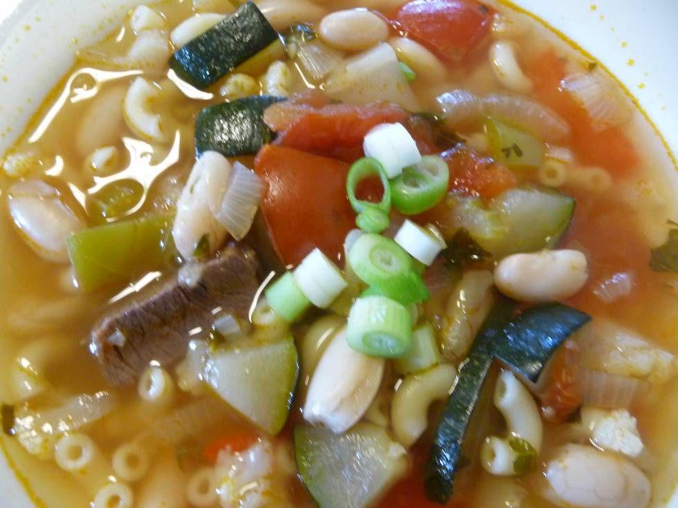 Italiaanse groentesoep met pasta
