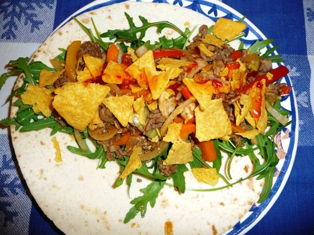 Goed gevulde warme wraps