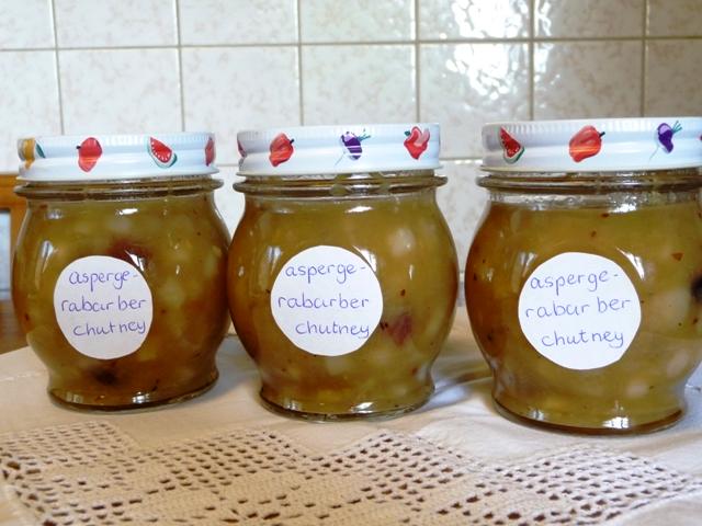 Chutney van asperges en rabarber