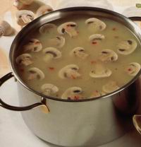 Pittige champignonsoep met kip en sherry (Londonderrysoep)