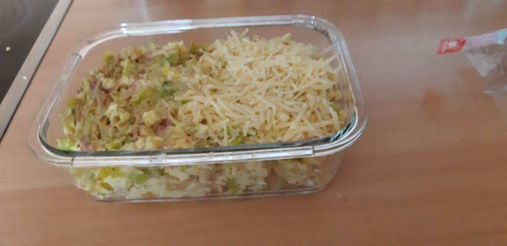 Prei-aardappelgratin met corned beef