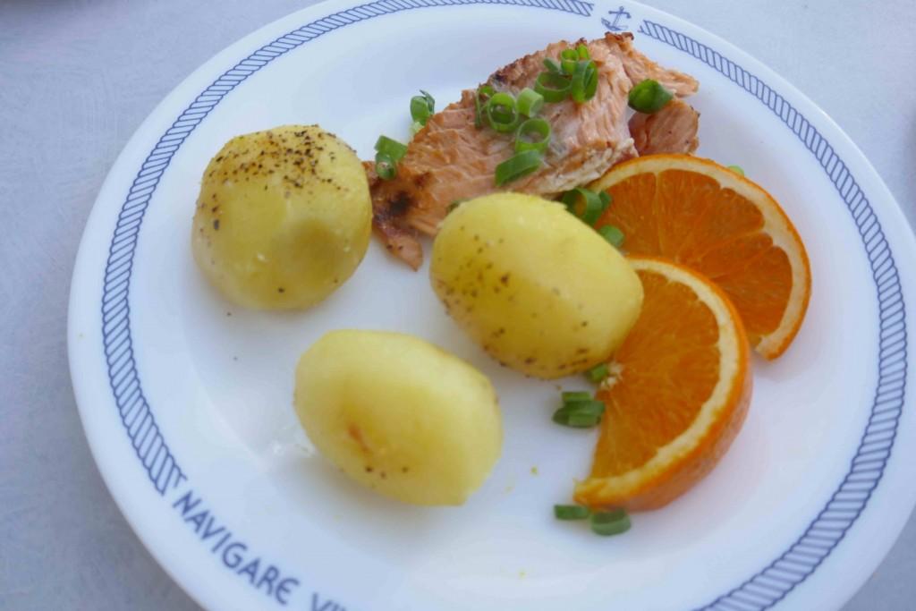 Oosterse gegrilde zalm met Sweet Chilisaus en sinaasappel
