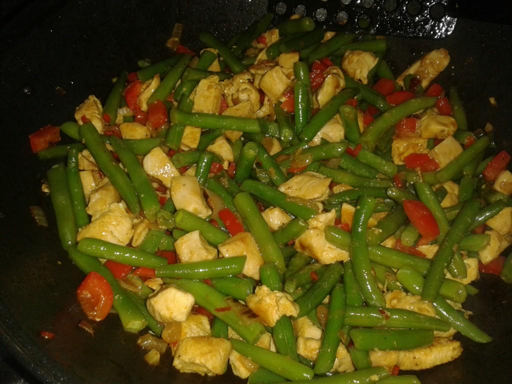 Sperziebonen met kipfilet en paprika