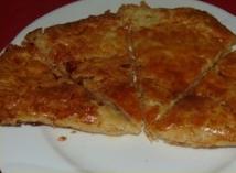 Chausson met ham en gruyère