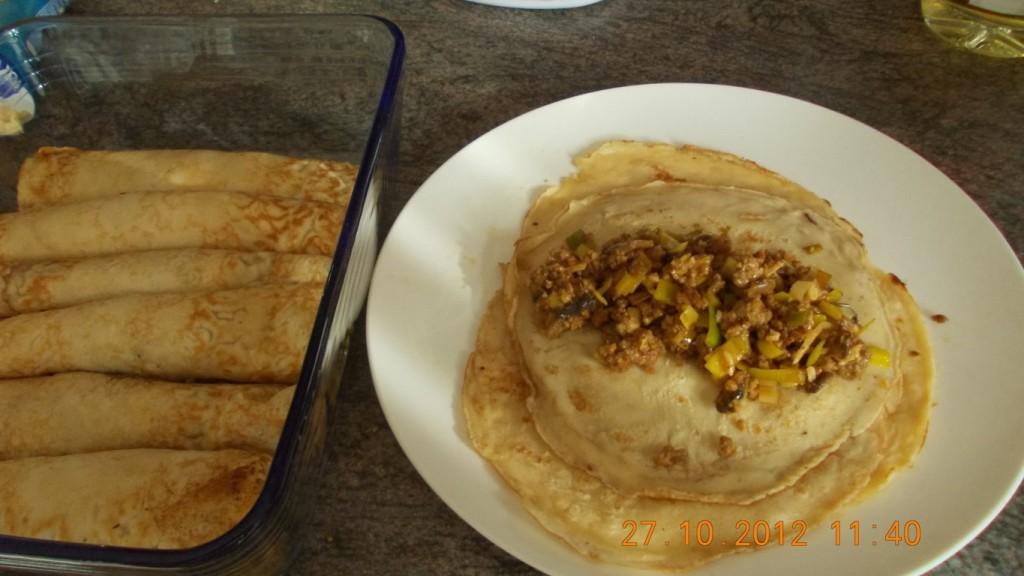 Gegratineerde pannenkoekjes met gehakt en groenten