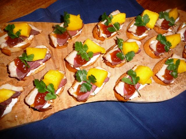 Hapje met eendenborst en mango