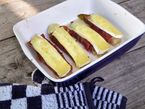 Witlof met Serranoham en brie