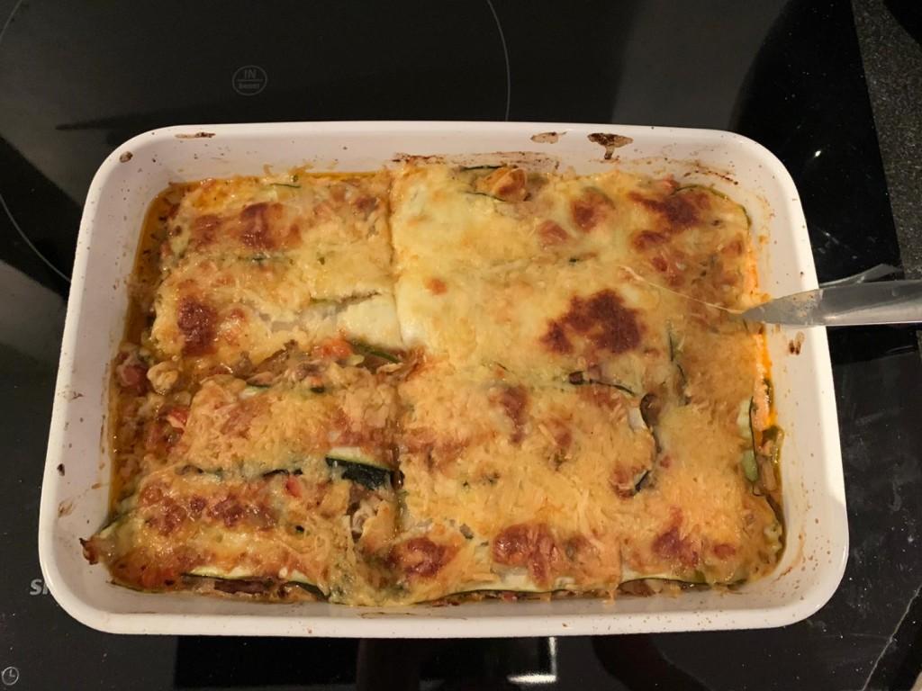 Courgettelasagne met gehakt, Italiaanse groentemix en mozzarella