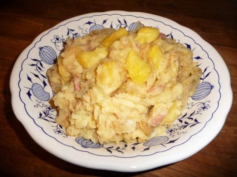 Stamppot met spitskool en ananas