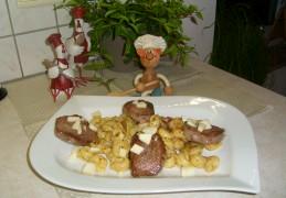 Tortellini gevuld met kaas, groenten en lamsvlees