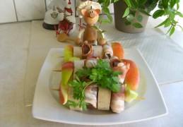 Schijfjes worst met appel voor op bbq