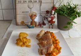 Dagschotel: varkenshaasje met opgebakken aardappelen met duo van groenten in een tomatensausje                                                                      