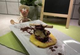 Dessert : ananas met bloedappelsien