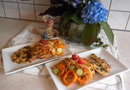 Focaccia gevuld met overschotjes van spaghetti