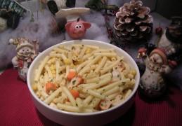 Koude macaroni met krab en yoghurt dressing