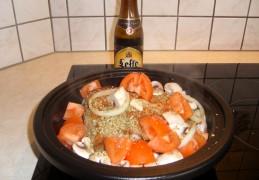 Tajine gevuld met varkensruggebraad 