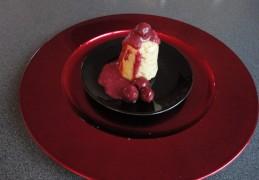 Banaanlimoentoetje met kersensaus