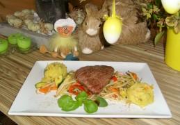 Dagschotel: frisse groenten met aardappelpuree en rumsteak