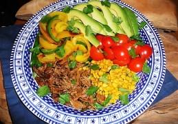 Maaltijdsalade met Carnitas ( Mexicaanse pulled pork)