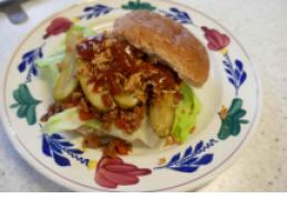 Zalig broodje Sloppy Joe van PG met BBQ-SAUS......