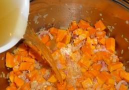 Risotto met pompoen en yacon