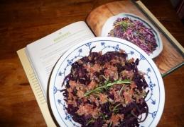 Rode kool met bacon en rozemarijn (Jamie Oliver)