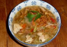 Kippen/groentesoep met Chinese kool